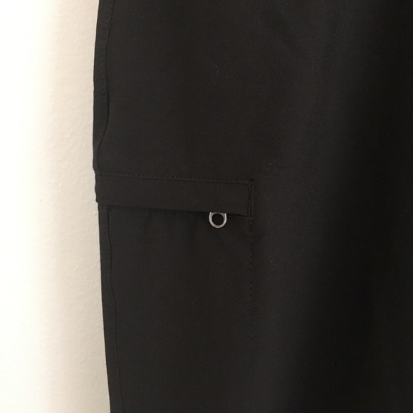 Eddie Bauer Adventurer Black Capri Pants Size 6 - Picture 4 of 6